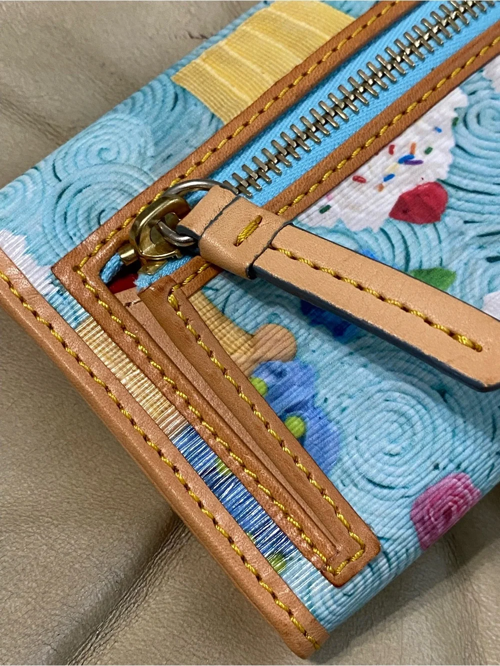 HTF Dooney & Bourke Cupcake Wallet Blue